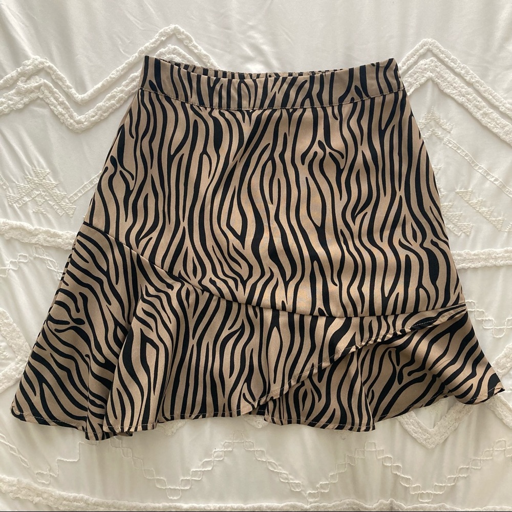 Wild Horses Zebra Skirt - Picture 5 of 10